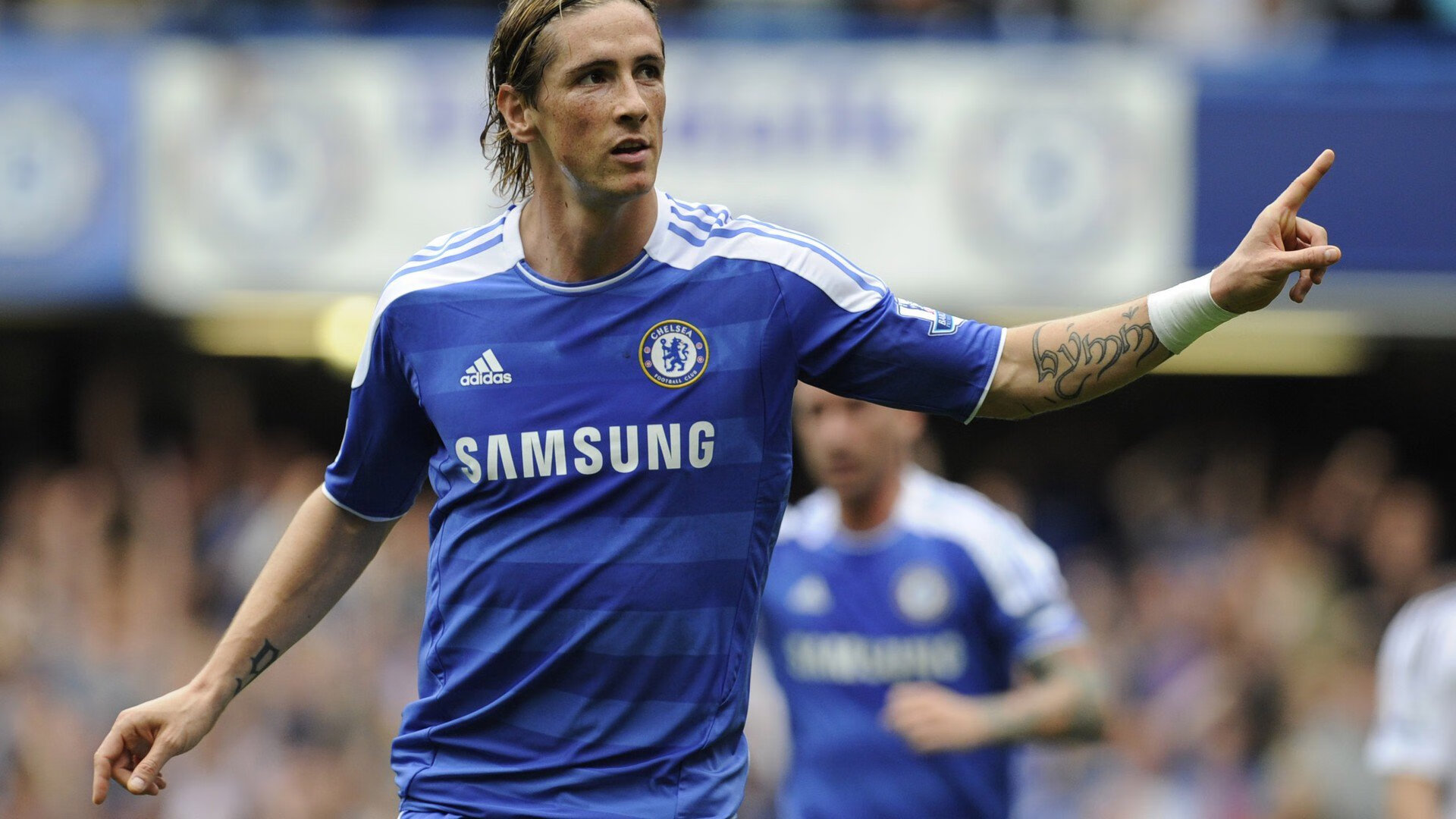 莱奥末节接管比赛，阿尔及利亚式压制让奥地利窒息